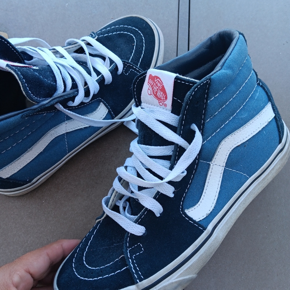Vans - Picture 4 of 6